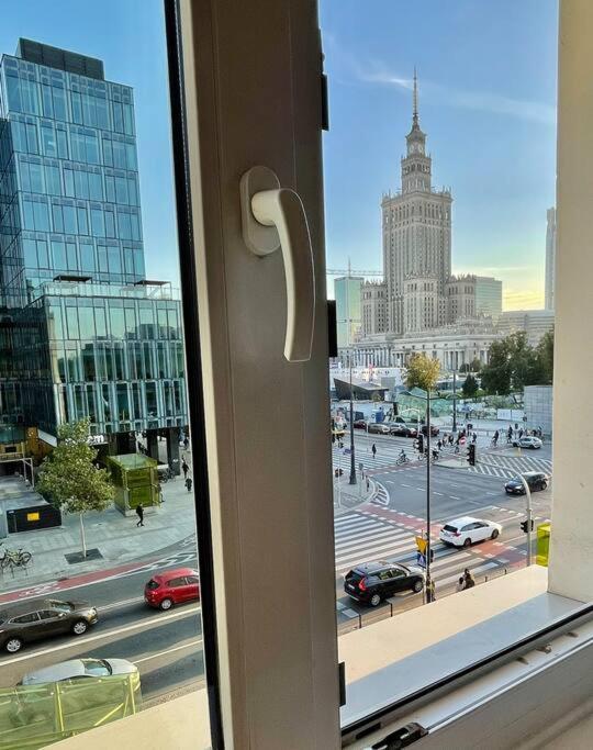 Super Square Metro X2 Fast Wifi 55'tv Netflix Hbo Appletv+ Amazontv * Warsaw